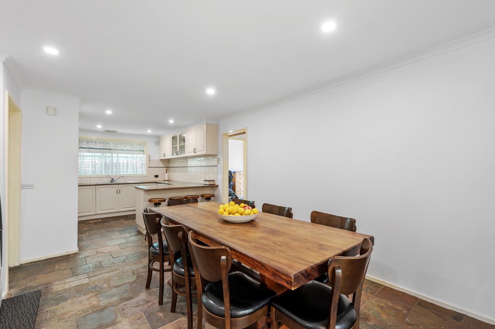 12 Cheviot Road, Keysborough, Keysborough - Thumbnail 5