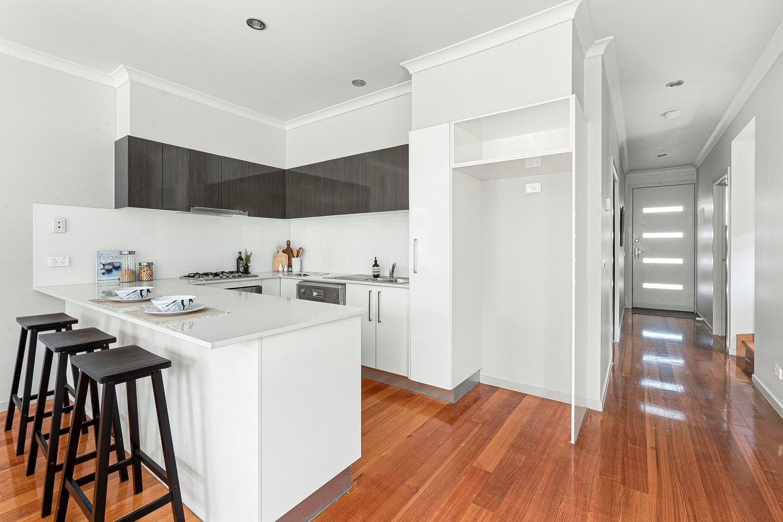 8/4 Davis Street, Preston VIC 3072, Preston - Thumbnail 2