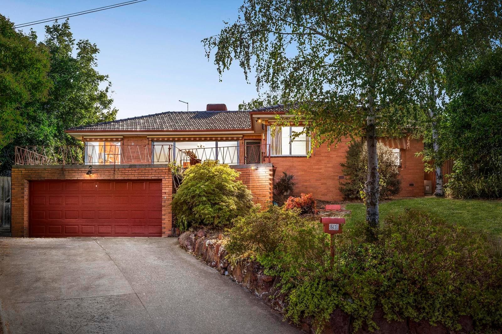 21 Lena Street, Viewbank VIC 3084, Viewbank - Image 1