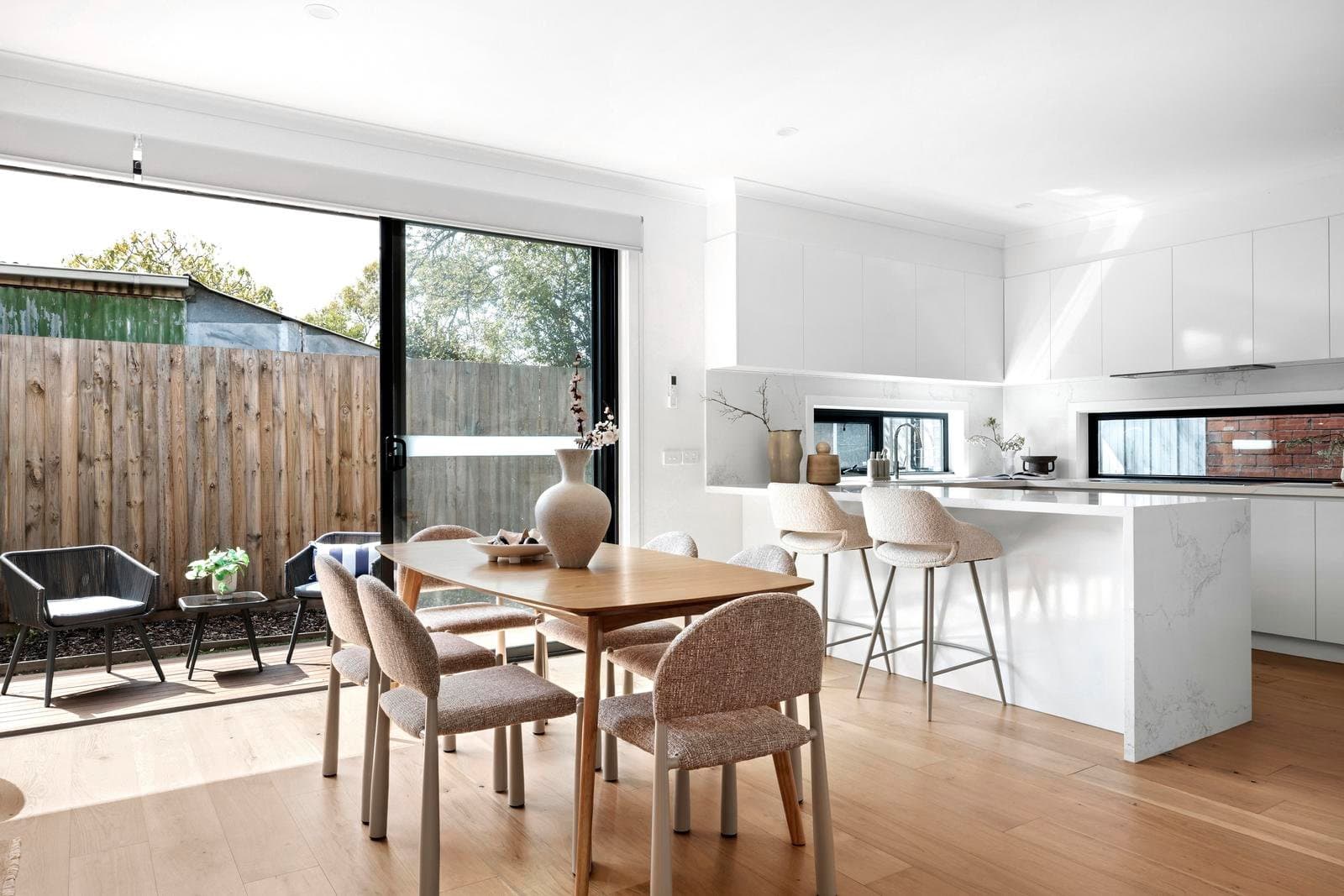 2/30 Oriel Road, Ivanhoe VIC 3079, Ivanhoe - Thumbnail 3