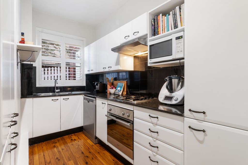 2/339A Alfred Street, Neutral Bay - Thumbnail 3