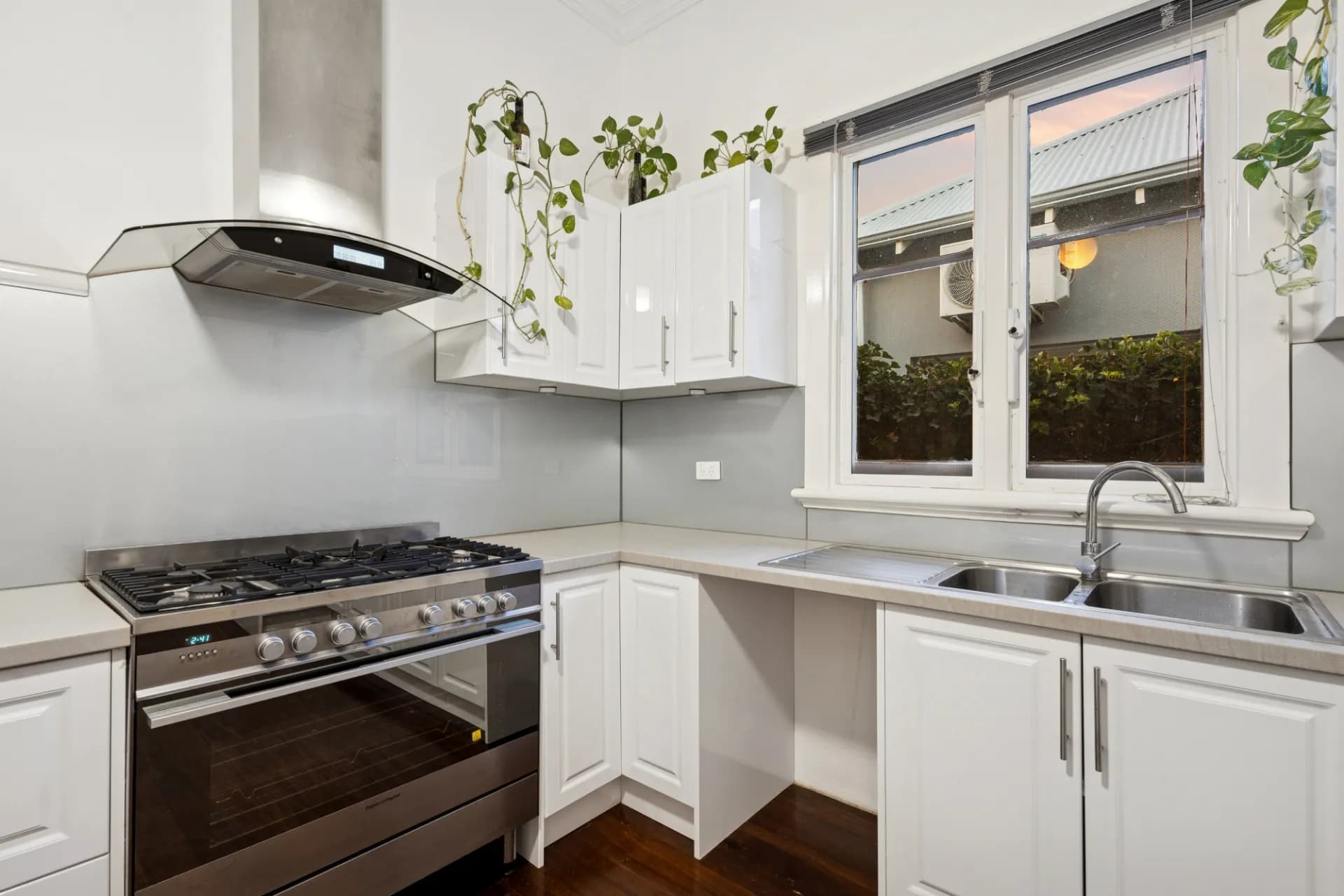 116 Dunedin Street, Mount Hawthorn, WA, Mount Hawthorn - Thumbnail 7