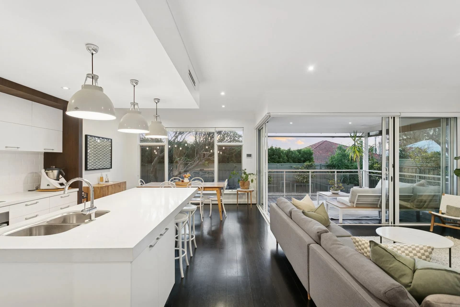 41 East Street, Mount Hawthorn - Thumbnail 2