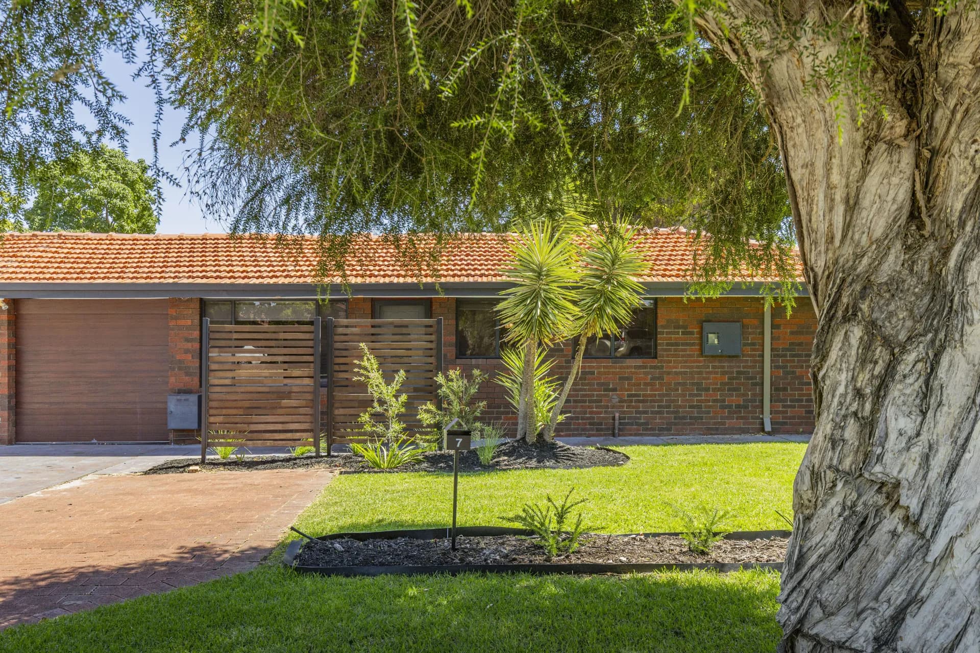 7 Solar Way, Carlisle - Image 1