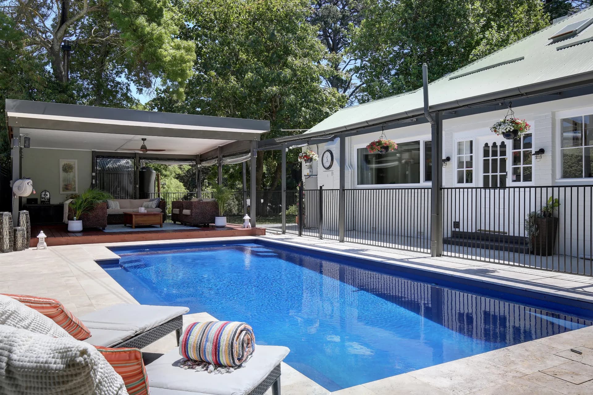 18 Gould Road, Stirling - Thumbnail 2
