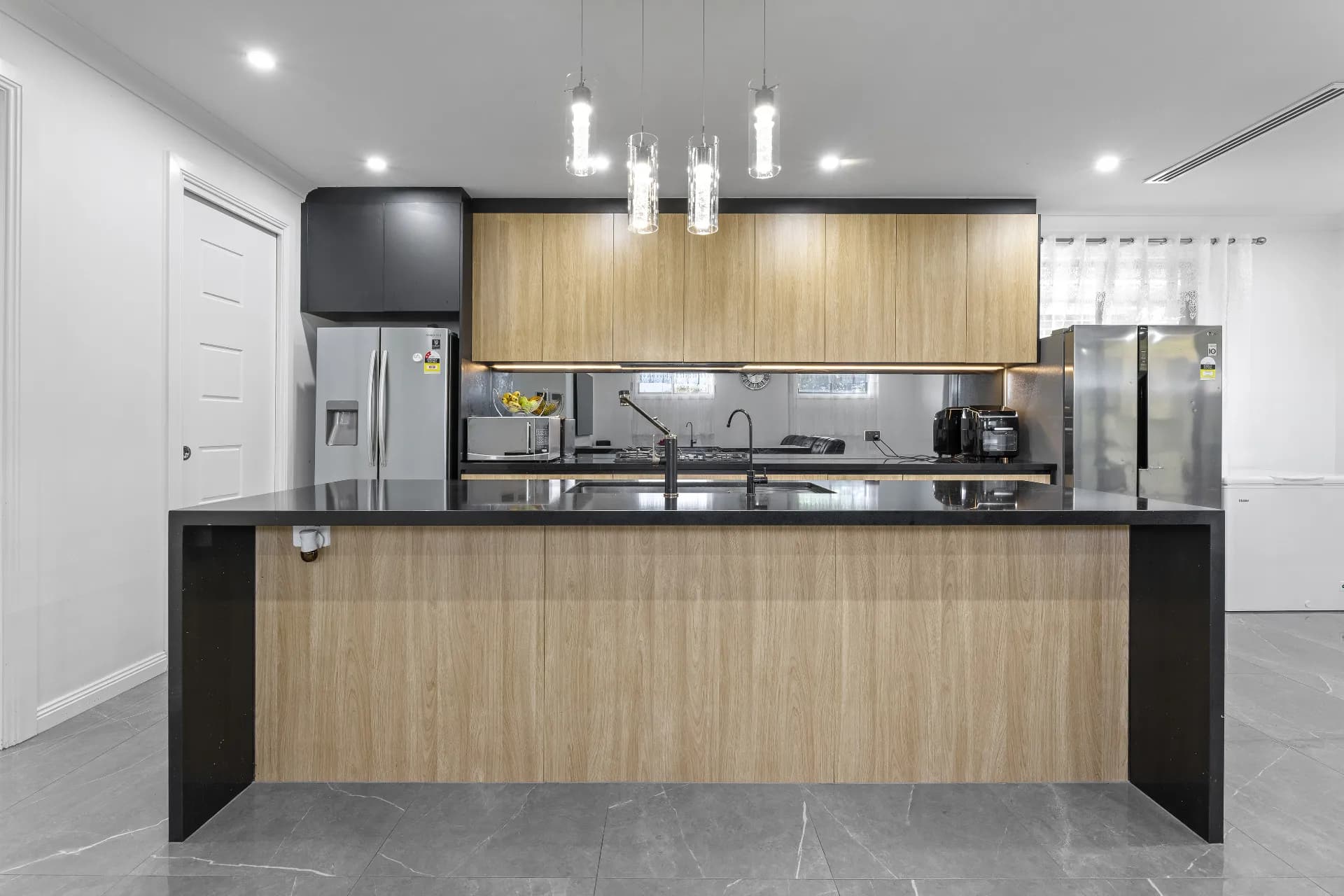 17 Taunton Avenue, Enfield, SA, Enfield - Thumbnail 4