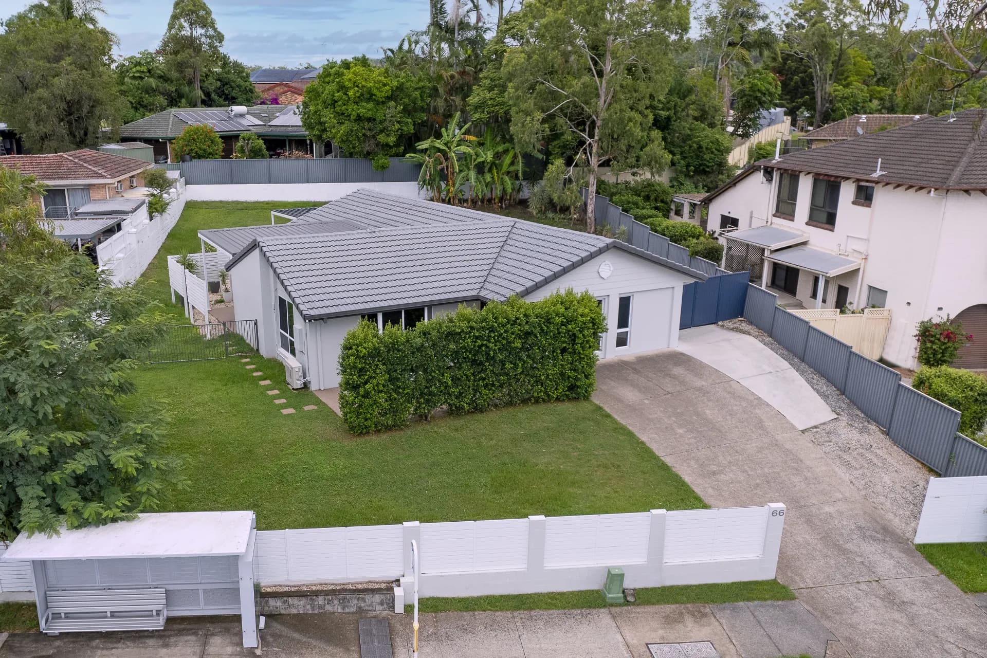 66 Discovery Drive, Helensvale - Image 1