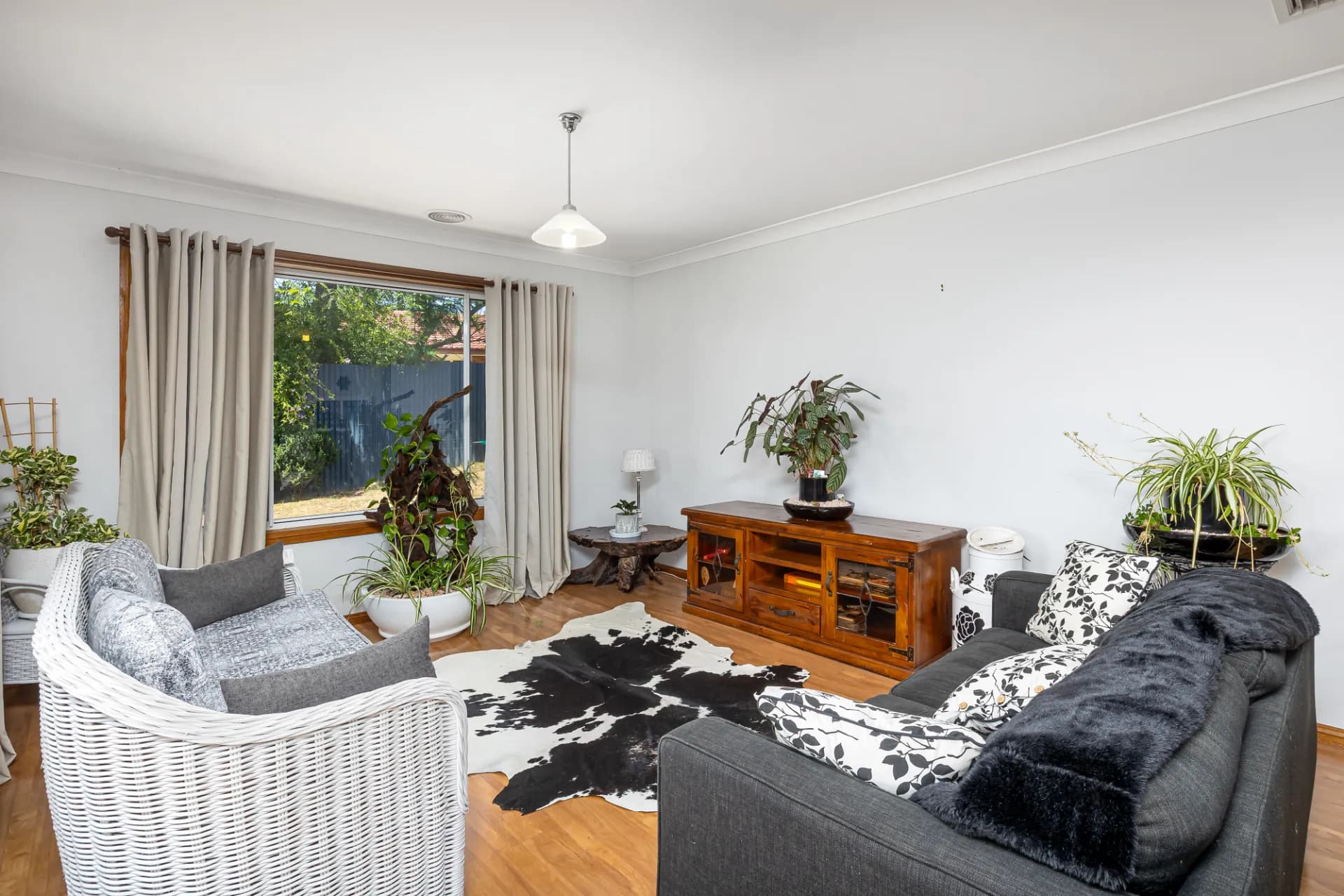 42 Simkin  Crescent, Kooringal - Thumbnail 8