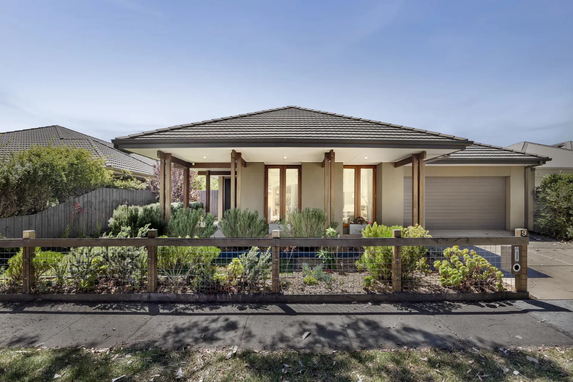 9 Trentham Avenue, Eynesbury - Image 1