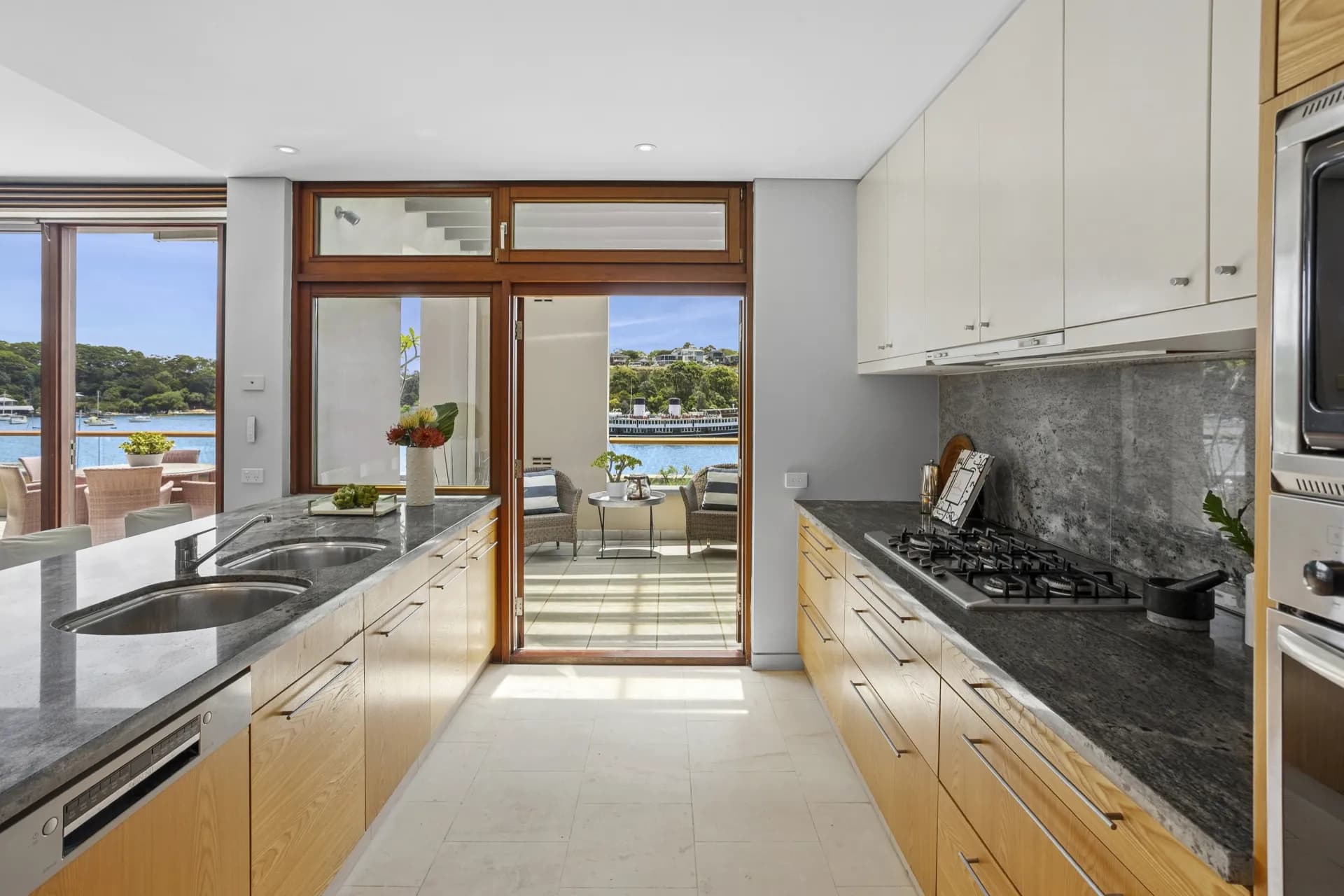 4/17 Munro  Street, McMahons Point - Thumbnail 5