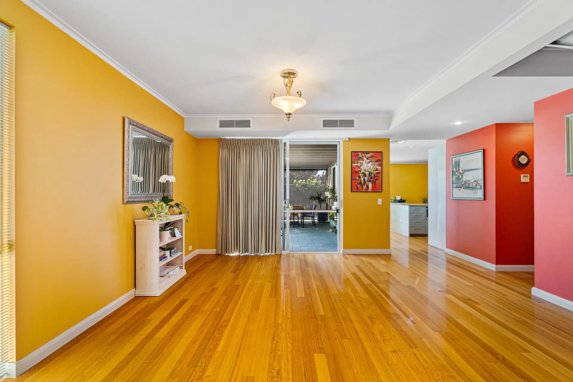 9 Middleton Loop, Meadow Springs - Thumbnail 5