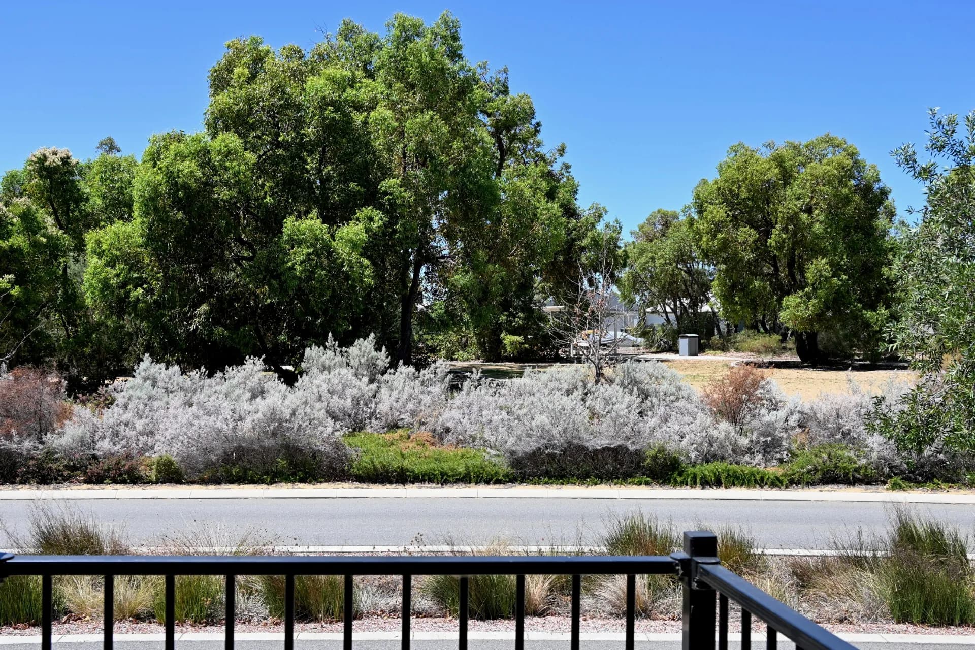 125 Dragonfly Boulevard, Lakelands - Thumbnail 3