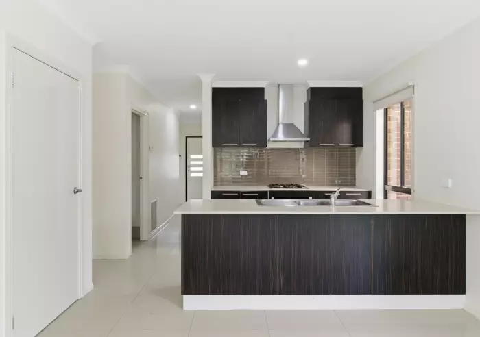 9 Inverell Parkway, Tarneit, VIC, Tarneit - Thumbnail 5