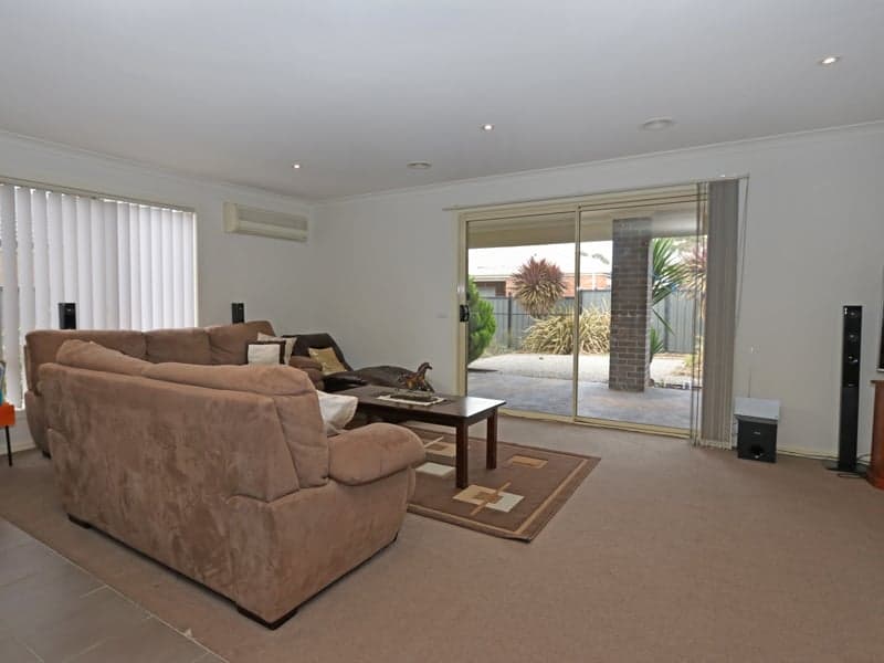 Unit 905/8 Kavanagh Street, Tarneit - Thumbnail 4