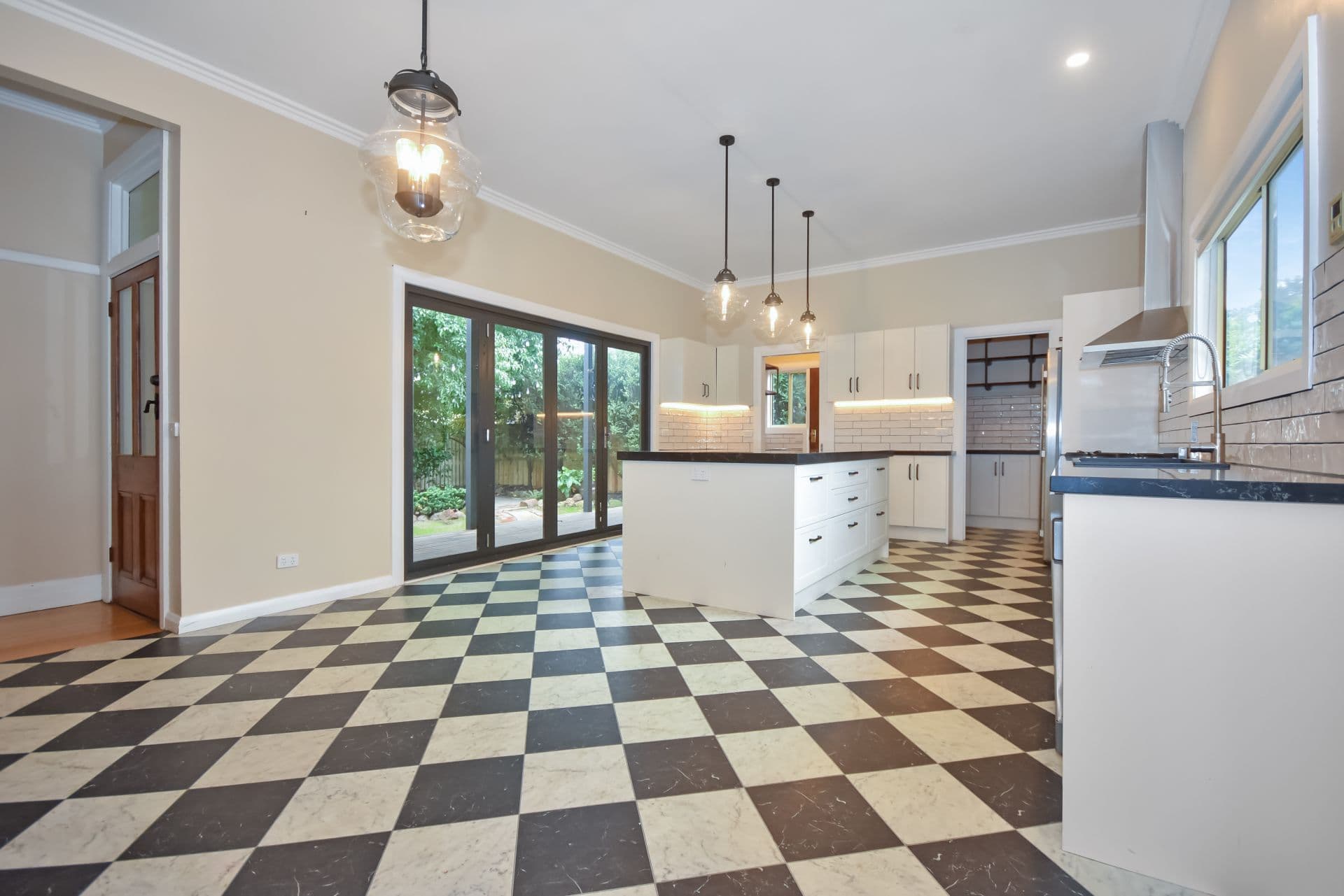 114 Francis Street, Bairnsdale VIC, Bairnsdale - Thumbnail 5