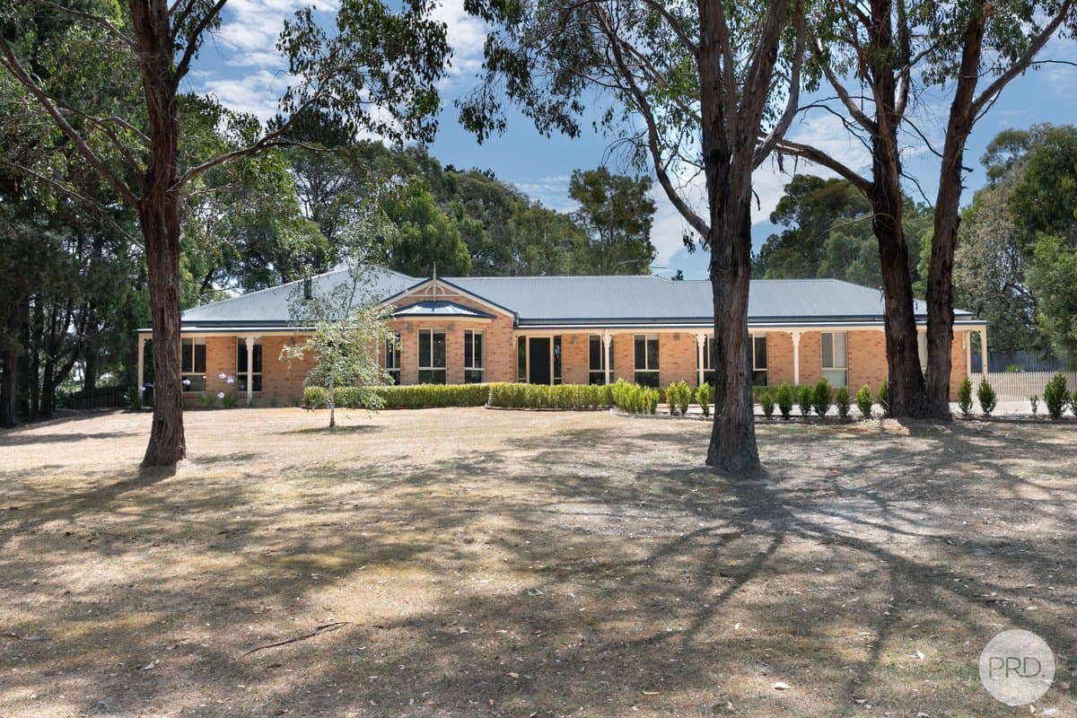 11 Glynwood Grove, ENFIELD VIC 3352, Enfield - Image 1