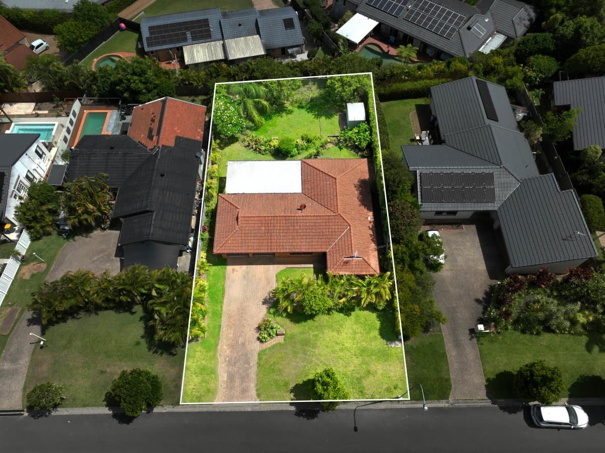 19 Sunningdale Circuit, ROBINA QLD 4226, Robina - Thumbnail 2
