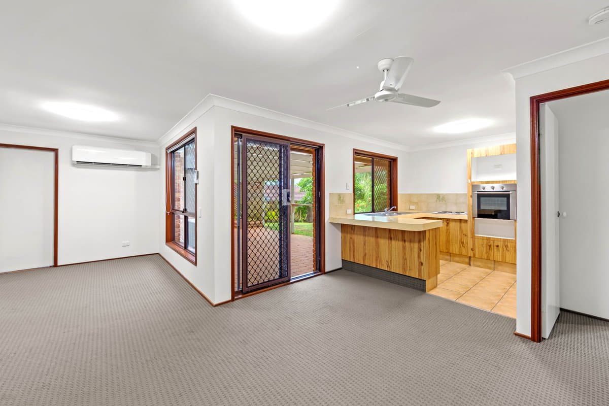 19 Sunningdale Circuit, ROBINA QLD 4226, Robina - Thumbnail 3