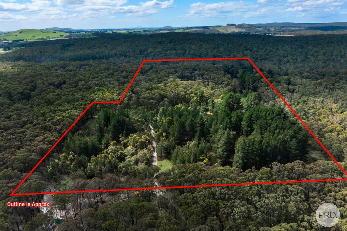 75 Stringybark Track, MOLLONGGHIP VIC 3352, Mollongghip - Thumbnail 2