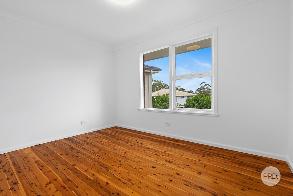 111 Lorraine Street, PEAKHURST HEIGHTS NSW 2210, Peakhurst Heights - Thumbnail 8