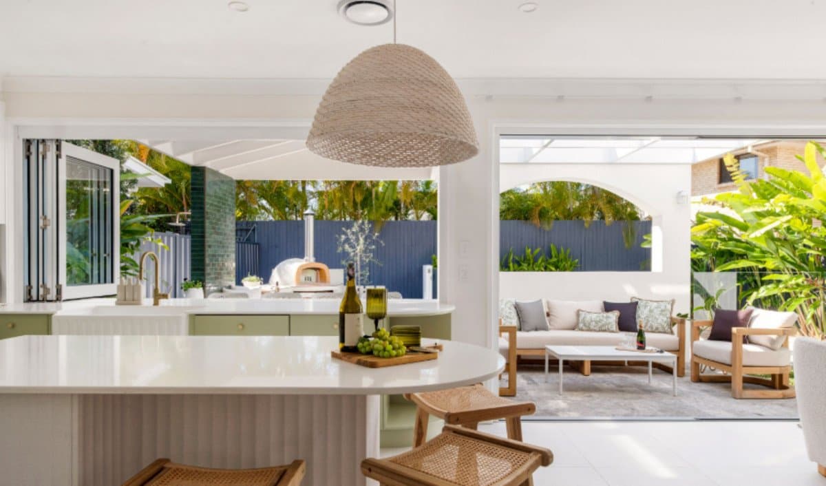 4 Schuster Avenue, MIAMI QLD 4220, Miami - Thumbnail 3
