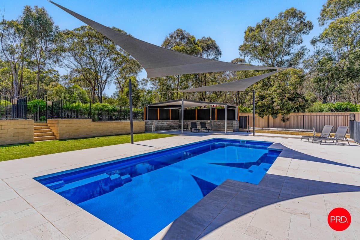 13 Bedarra Court, MAIDEN GULLY VIC 3551, Maiden Gully - Thumbnail 4