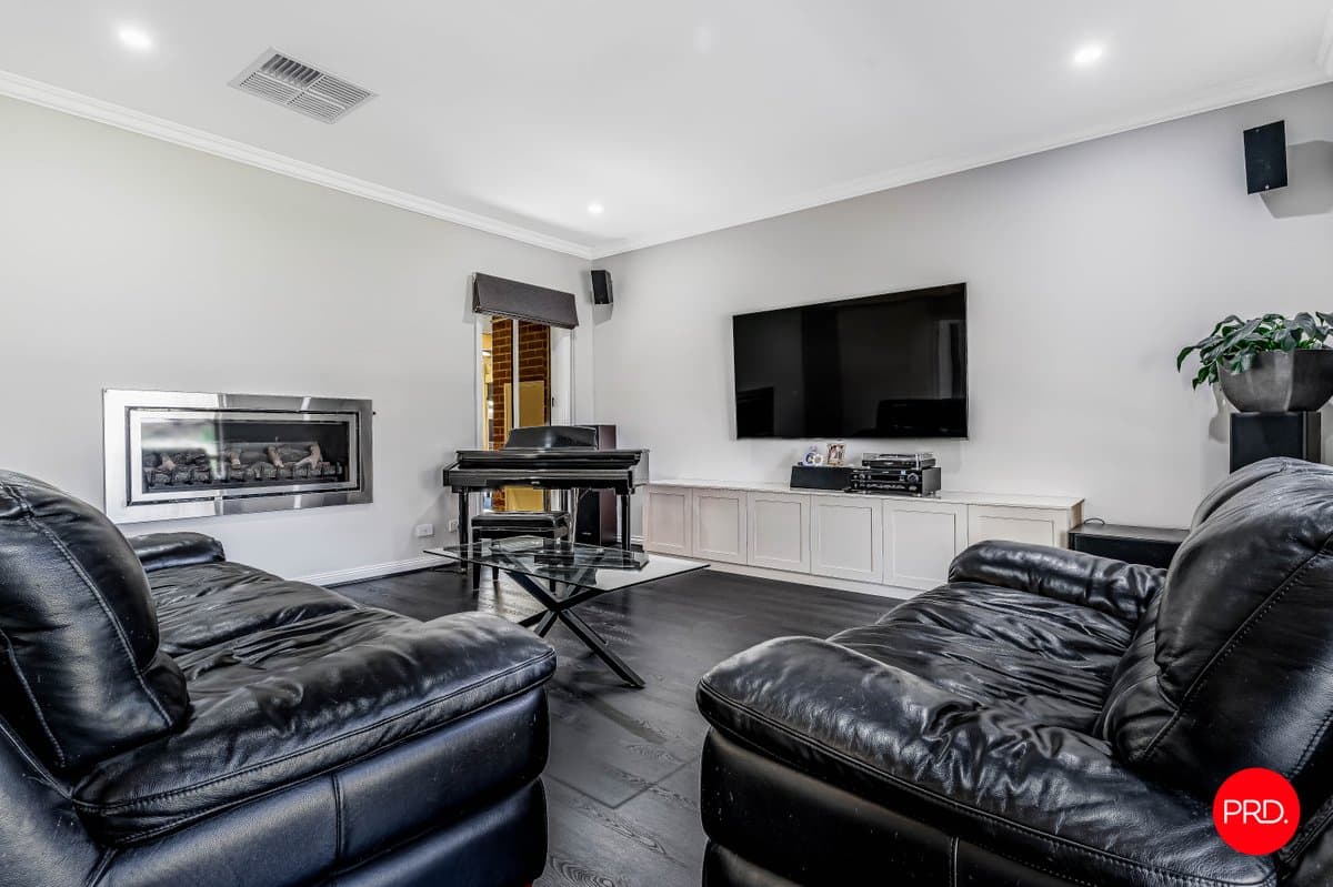 13 Bedarra Court, MAIDEN GULLY VIC 3551, Maiden Gully - Thumbnail 8
