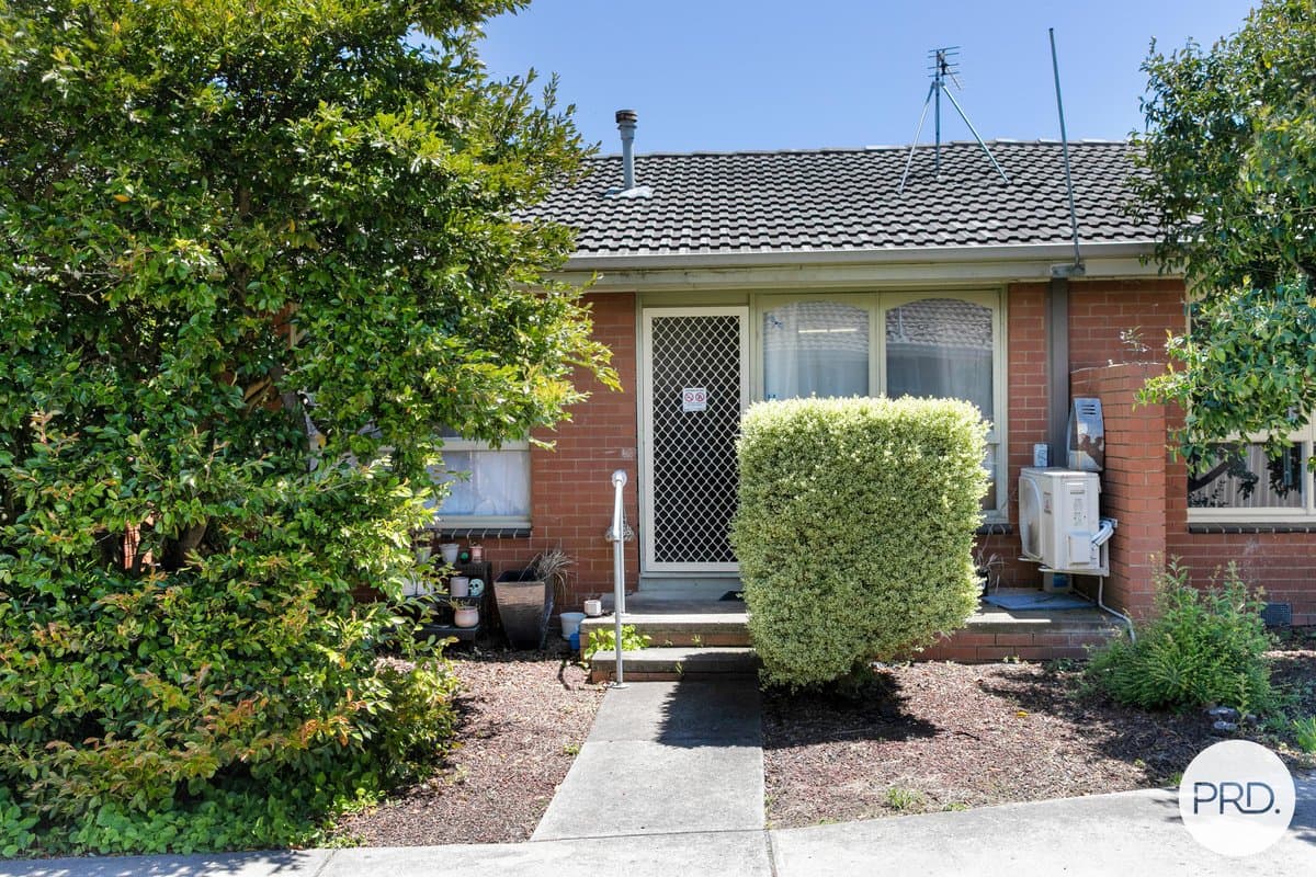 10 John Street, WENDOUREE VIC 3355, Wendouree - Thumbnail 3