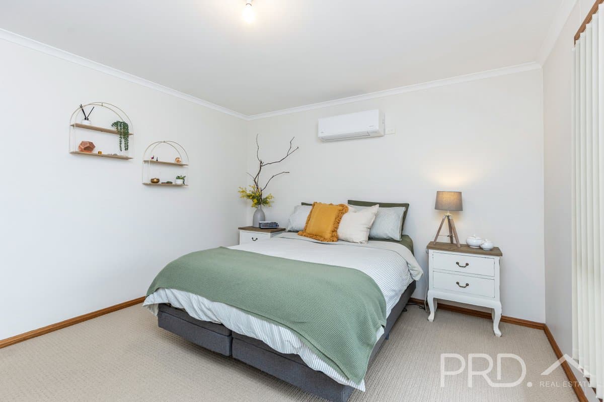 26 Tumut Street, TUMUT NSW 2720, Tumut - Thumbnail 5