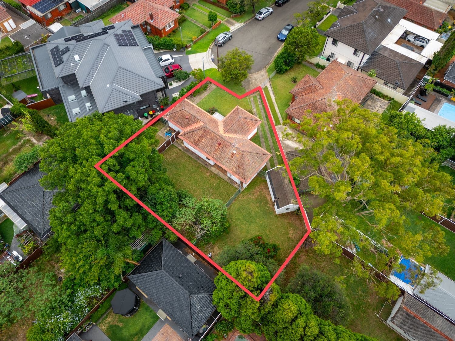13 Nichols Avenue, Beverly Hills NSW 2209, Beverly Hills - Image 1
