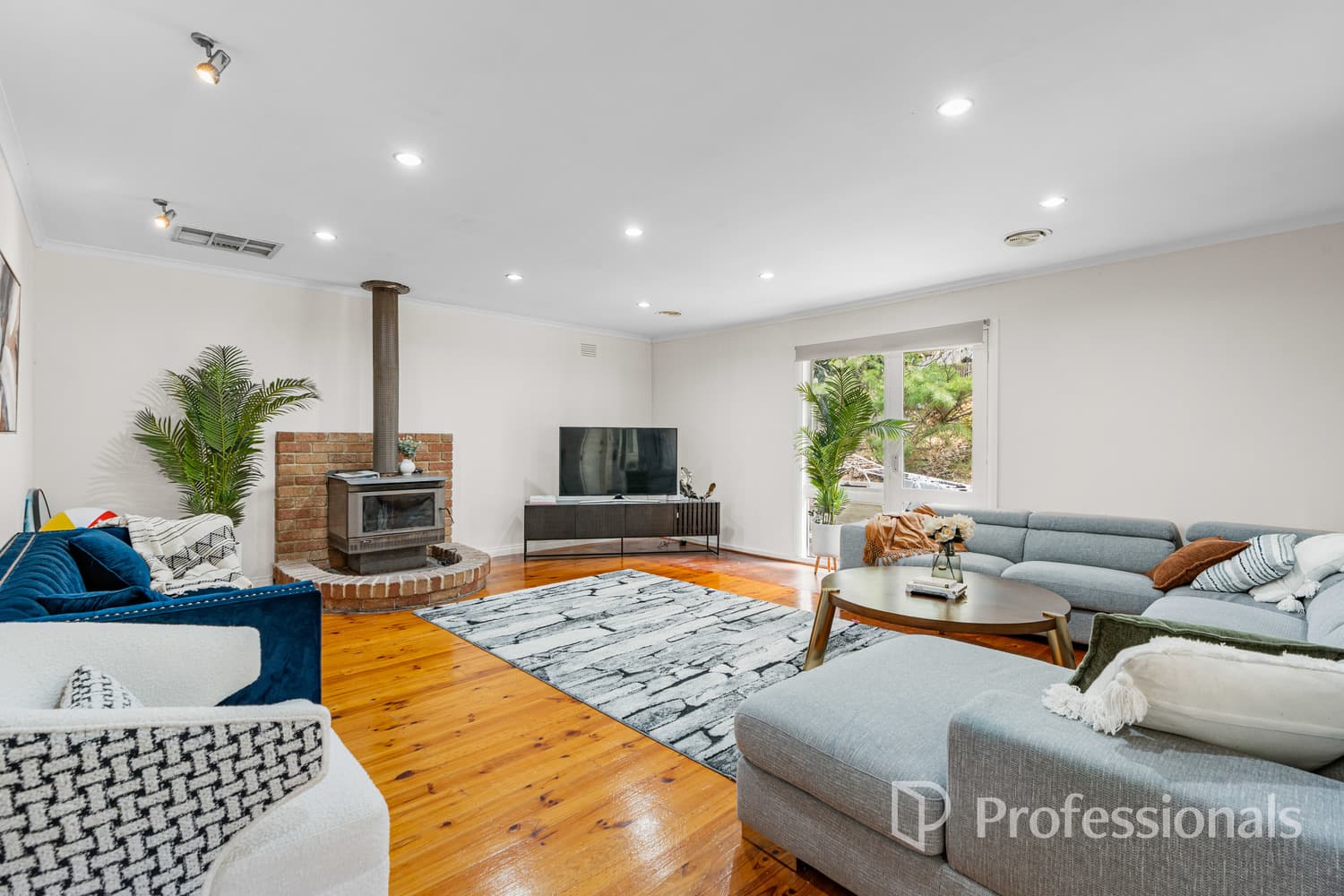 24 Heatherdale Road, Mitcham VIC 3132, Mitcham - Image 1