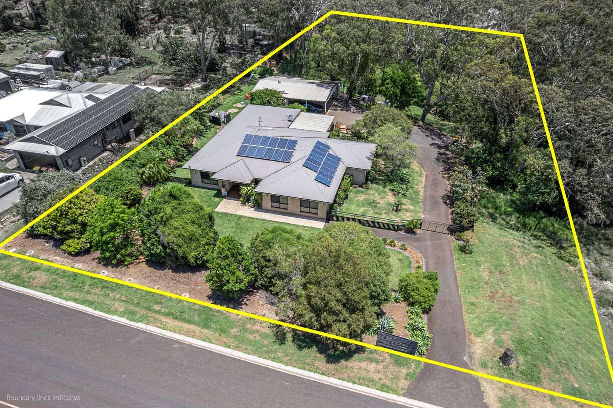 11 Woolmer Road, Highfields, QLD 4352, Highfields - Thumbnail 2
