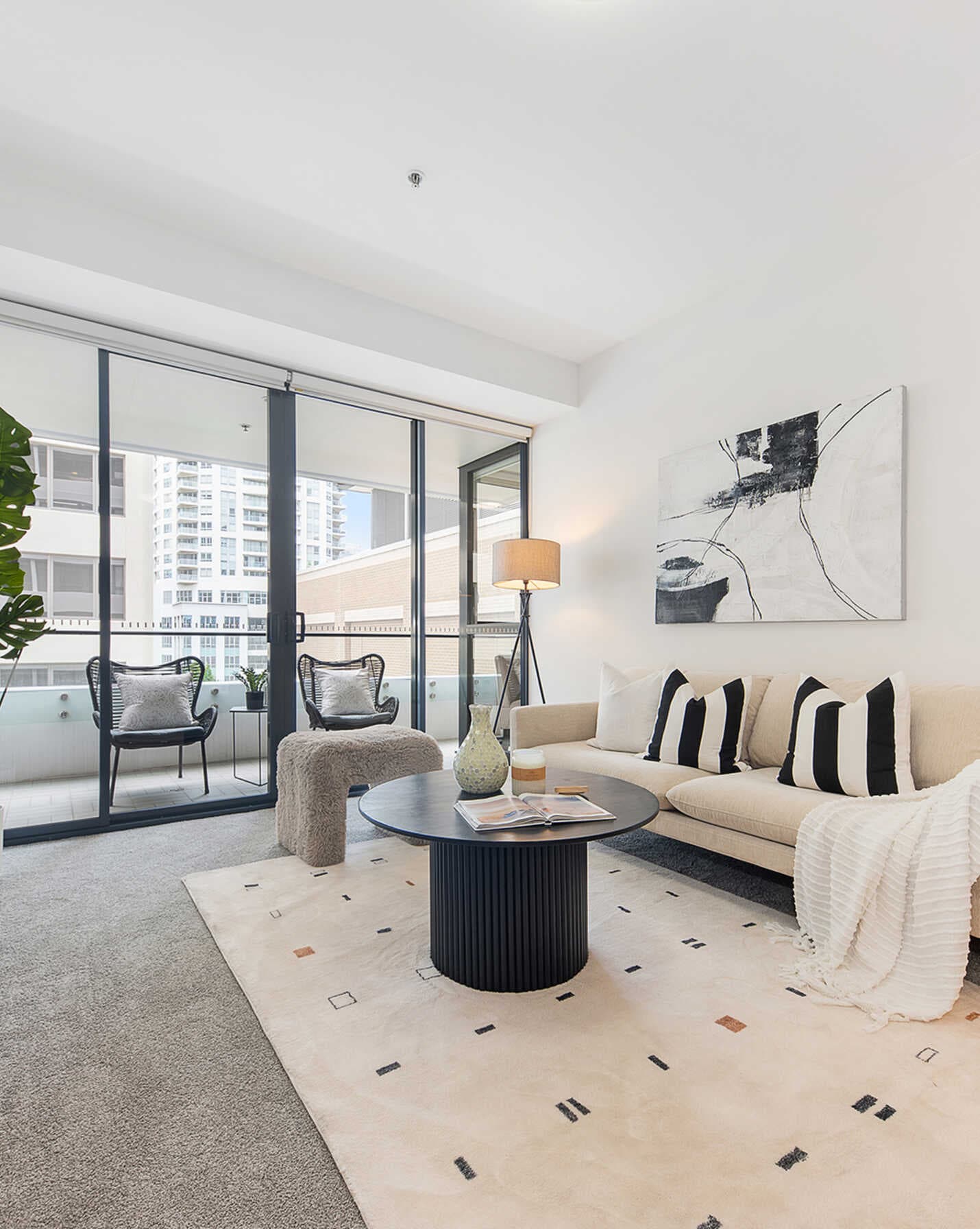 707/138 Walker Street North Sydney, North Sydney - Thumbnail 2