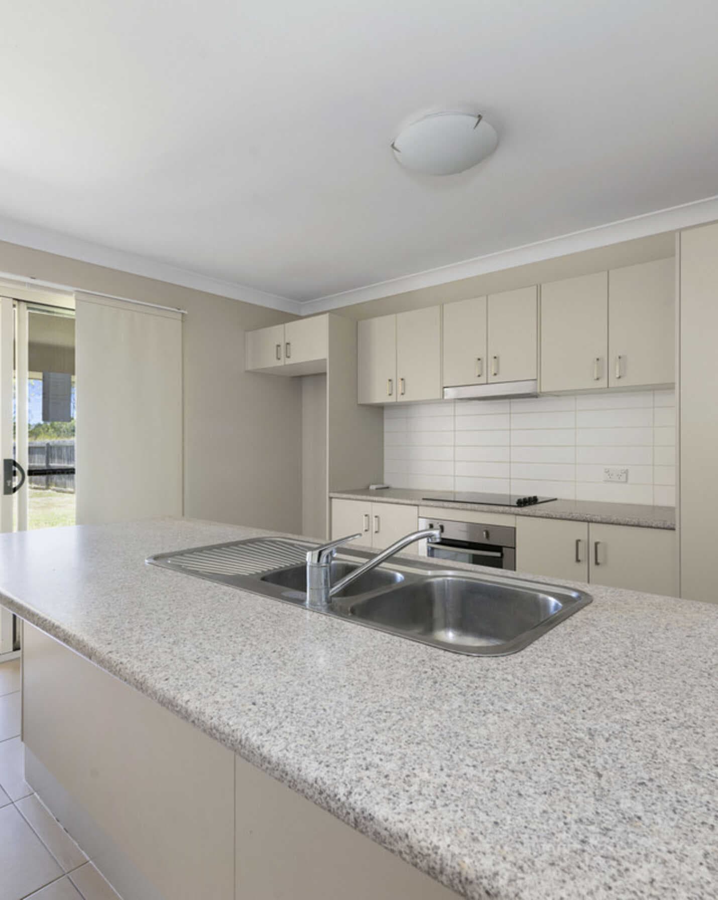 48 Neville Drive Branyan, Branyan - Thumbnail 4