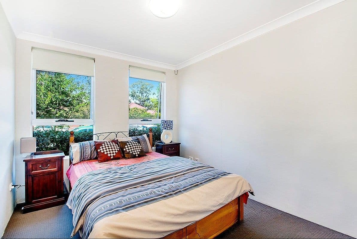 2/4 Barangaroo Road, Toongabbie, Toongabbie - Thumbnail 2