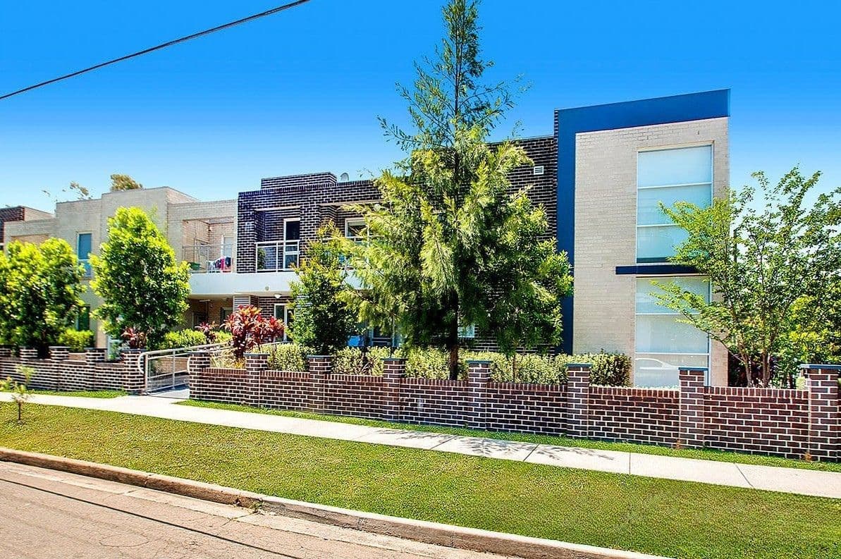 2/4 Barangaroo Road, Toongabbie, Toongabbie - Thumbnail 3