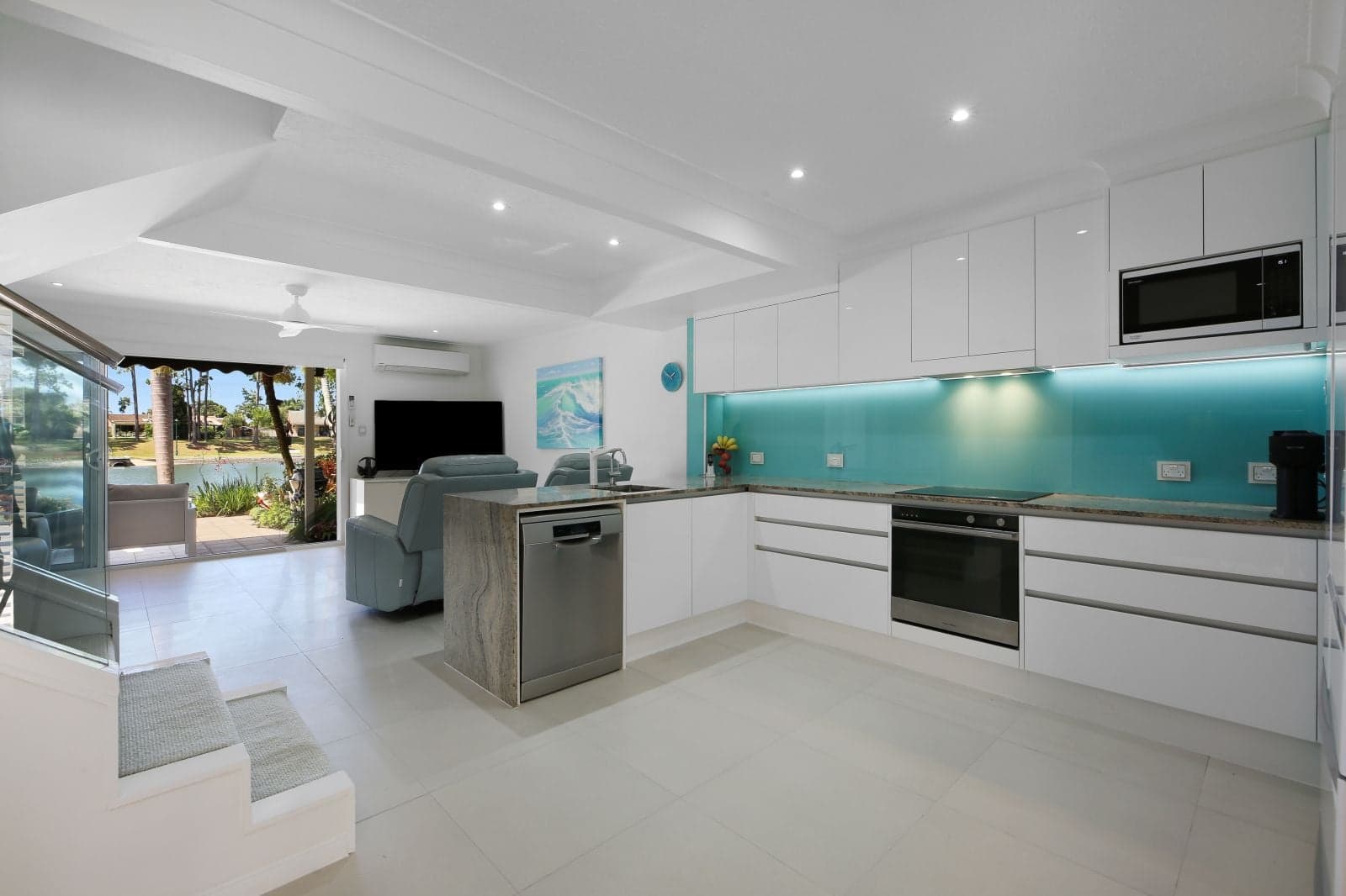 48/2-10 Coolgardie Street, Elanora QLD, Elanora - Thumbnail 3