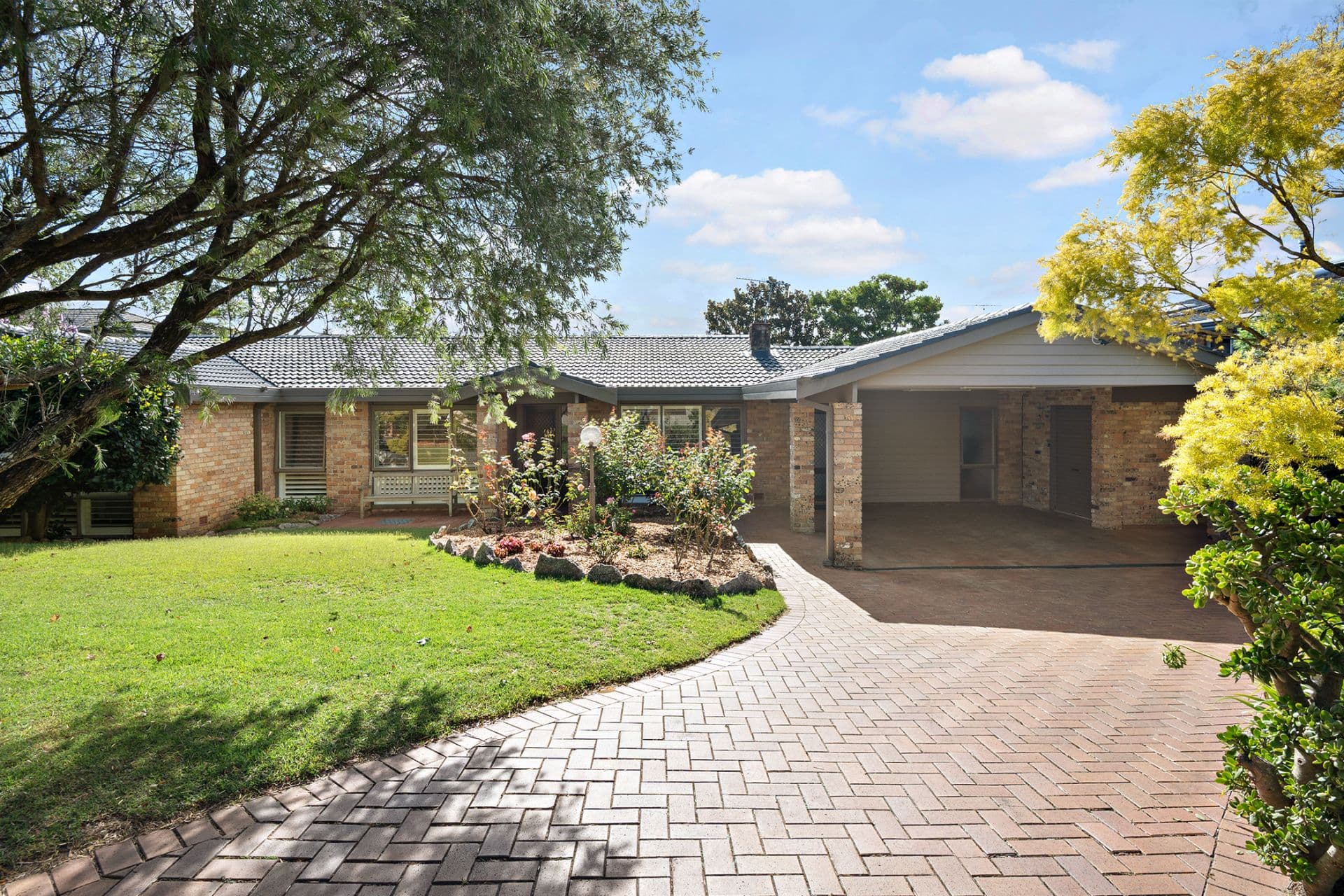 7 Knightsbridge Avenue, Belrose, Belrose - Thumbnail 3