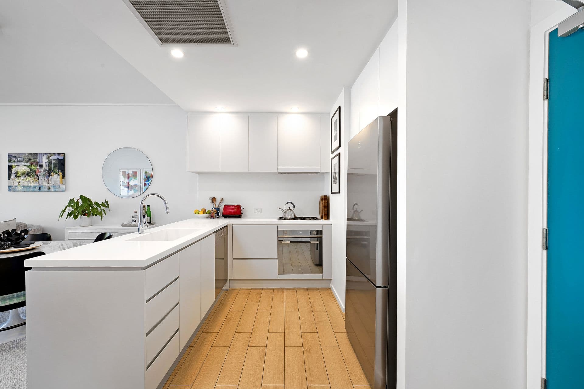 3305/1-8 Nield Avenue, Greenwich, Greenwich - Thumbnail 3