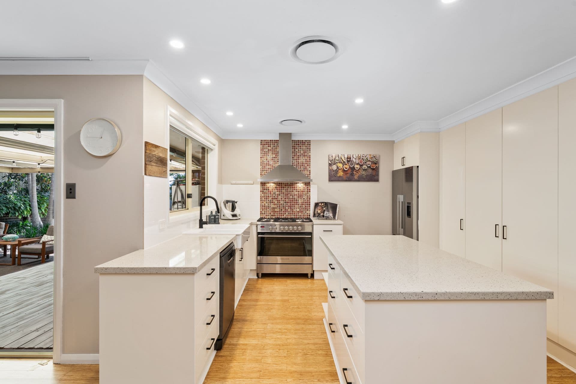 9 Coachmans Place, Mardi, Mardi - Thumbnail 5
