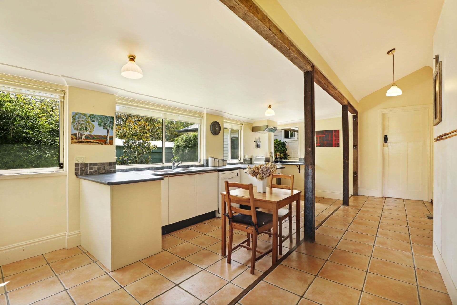 21 Yarrawa Street, Moss Vale, Moss Vale - Thumbnail 7