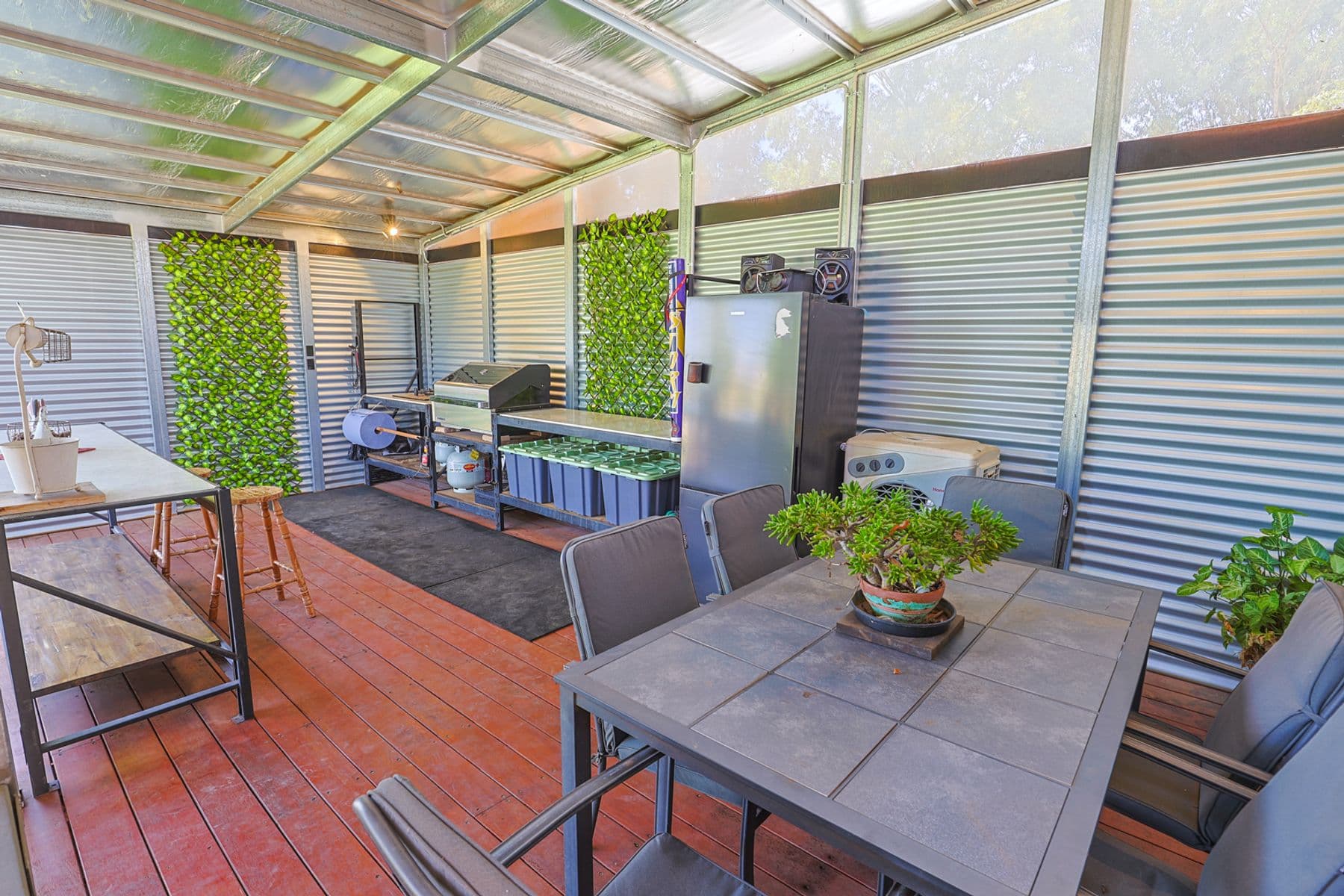 34 Sturt Highway, Cullulleraine - Thumbnail 2