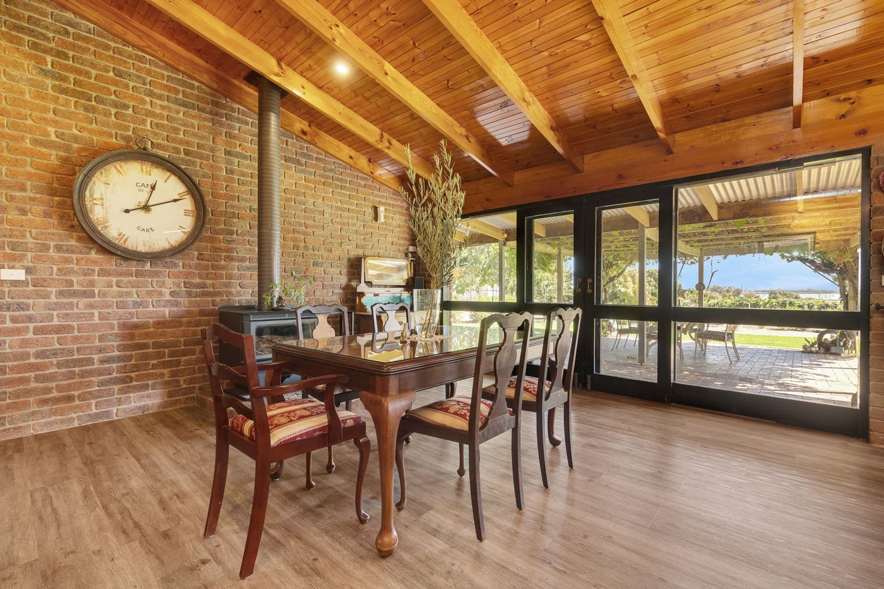 34 Sturt Highway, Cullulleraine - Thumbnail 4