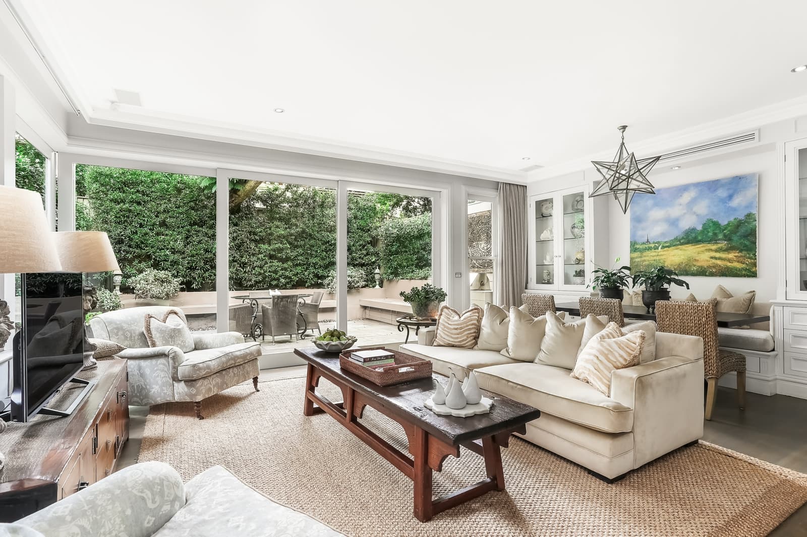 70 St James Road, BONDI JUNCTION, Bondi Junction - Thumbnail 2