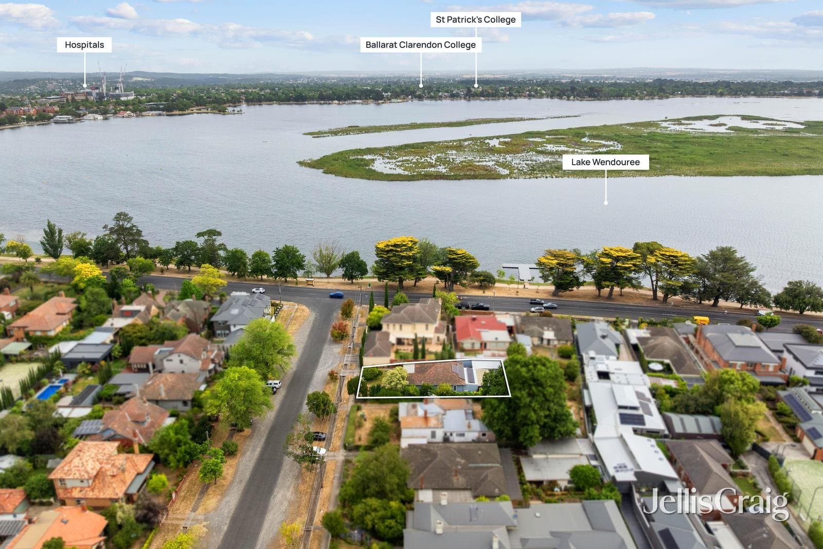 1 Dowling Street, Lake Wendouree, Lake Wendouree - Image 1
