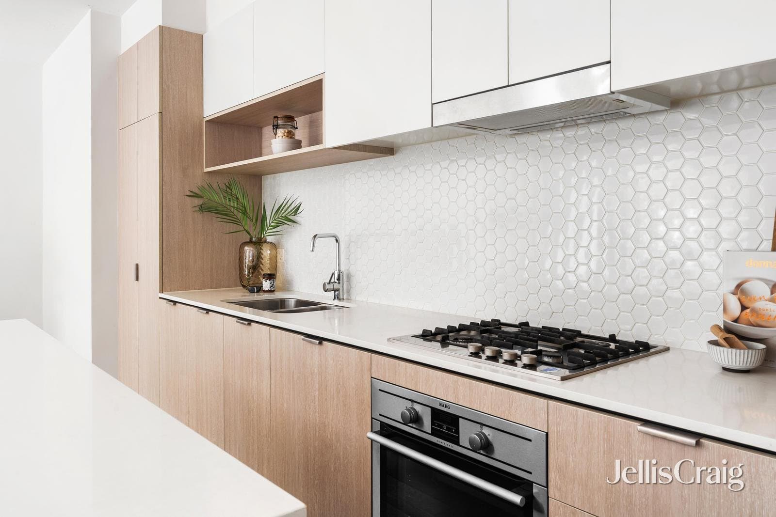 2/74 Darebin Street, Heidelberg, Heidelberg - Thumbnail 5