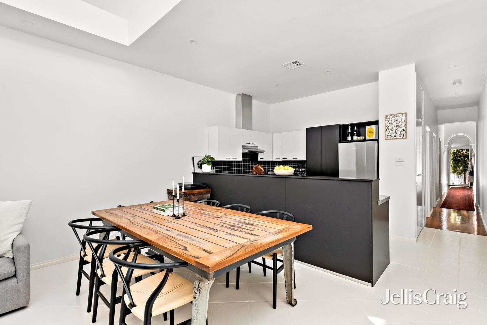 7 Moore Street, Elwood, Elwood - Thumbnail 5