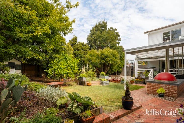 202 Clarke Street, Northcote, Northcote - Thumbnail 2