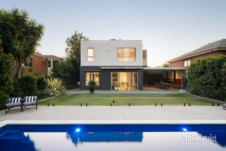 28 Winston Way, Murrumbeena, Murrumbeena - Thumbnail 2