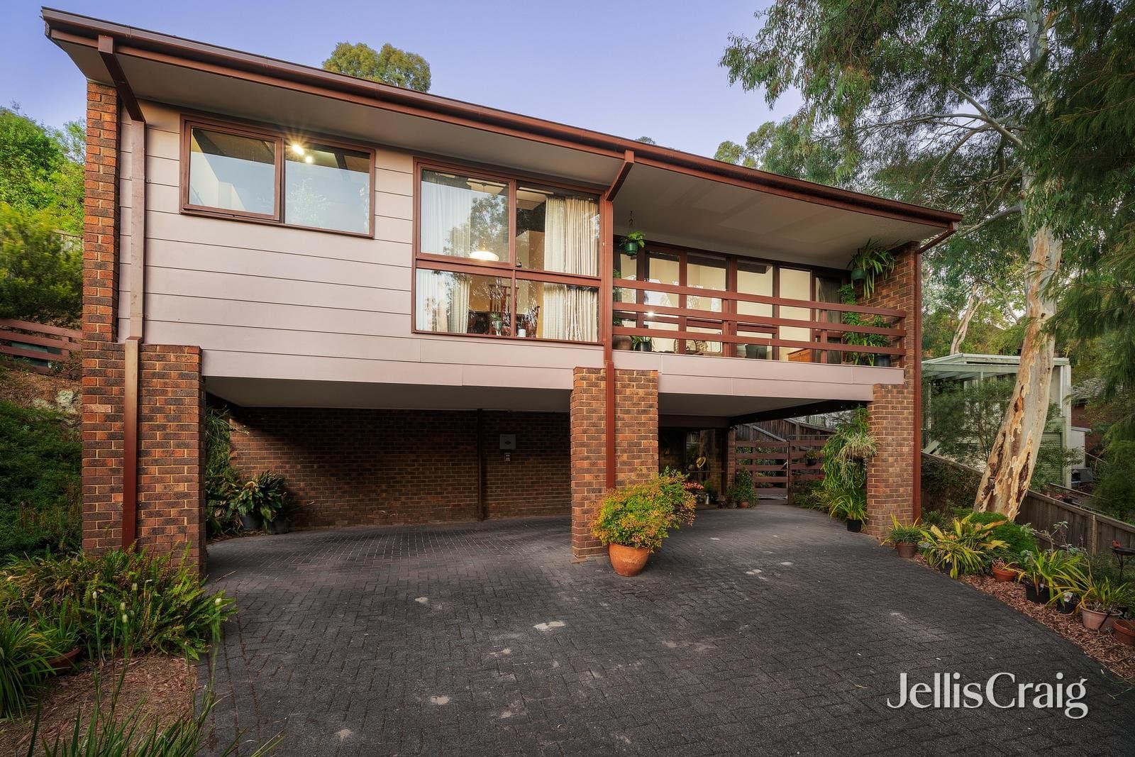 7 Warrool Court, Greensborough, Greensborough - Thumbnail 2